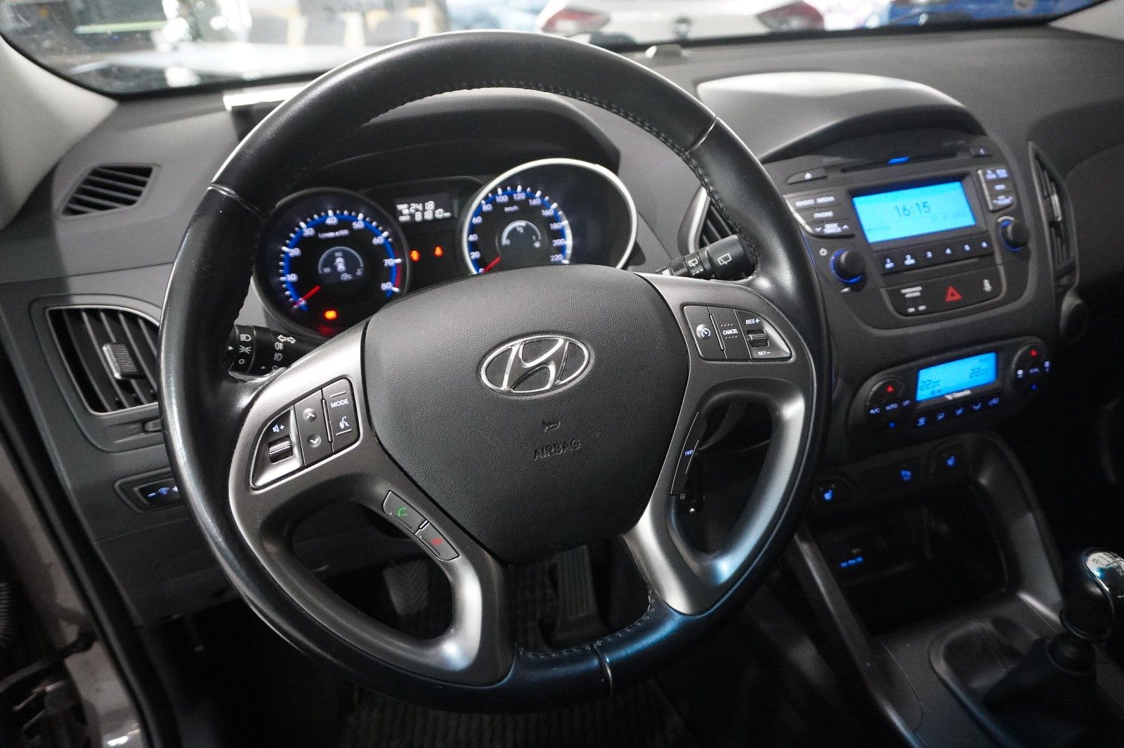 Fahrzeugabbildung Hyundai ix35 1.6 GDI FINALE LED/KLIMA/SHZ/PDC/TEMP./AHK