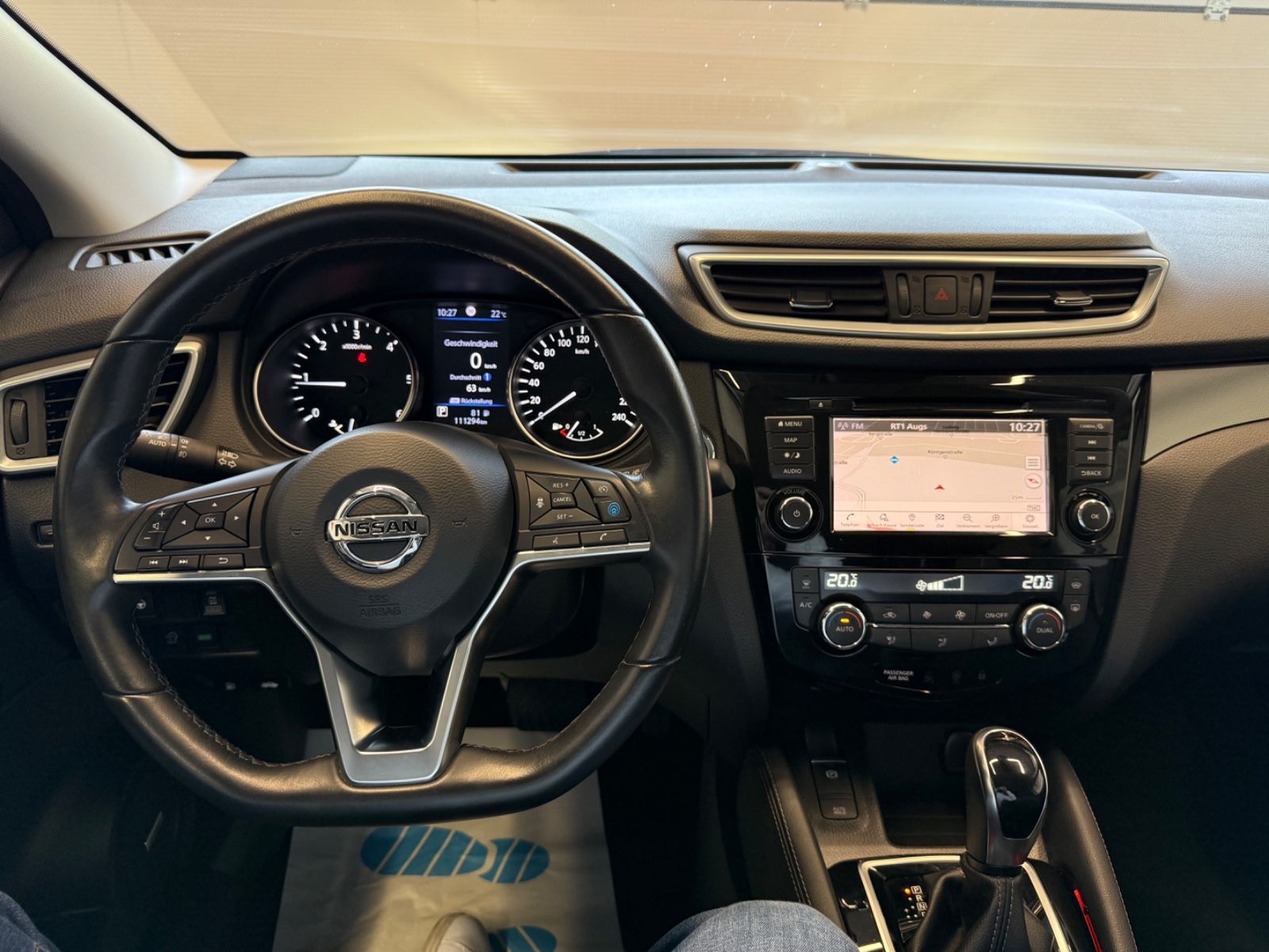 Fahrzeugabbildung Nissan Qashqai Tekna 4x4 - BOSE, 360°, BFS