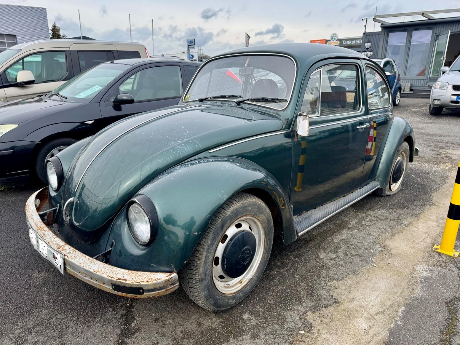 Volkswagen Käfer 1200 Motor läuft