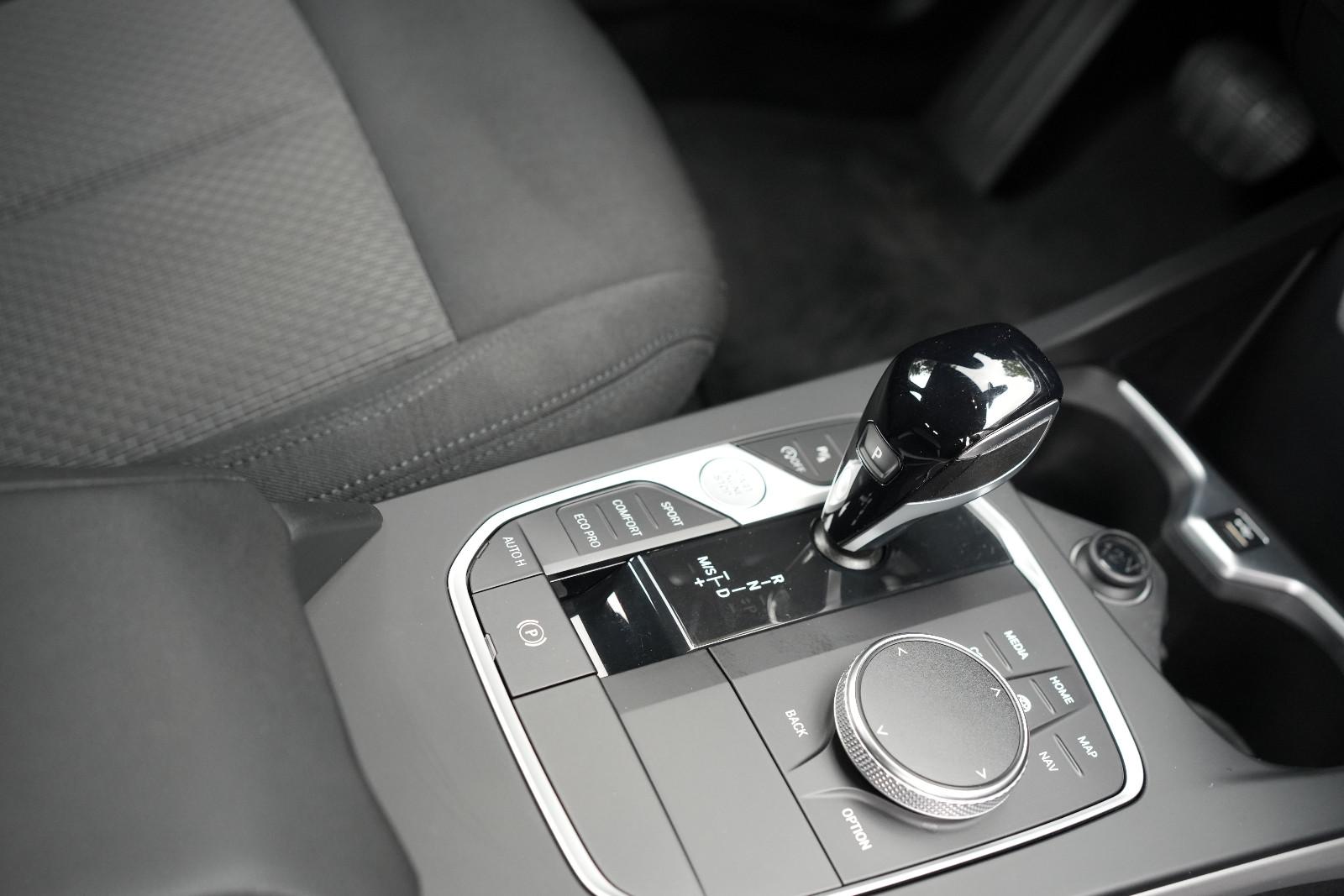 BMW 118 i Automatik*LIVE*DAB*APPLE*LED*1HD*KLIMA, миниатюра 17