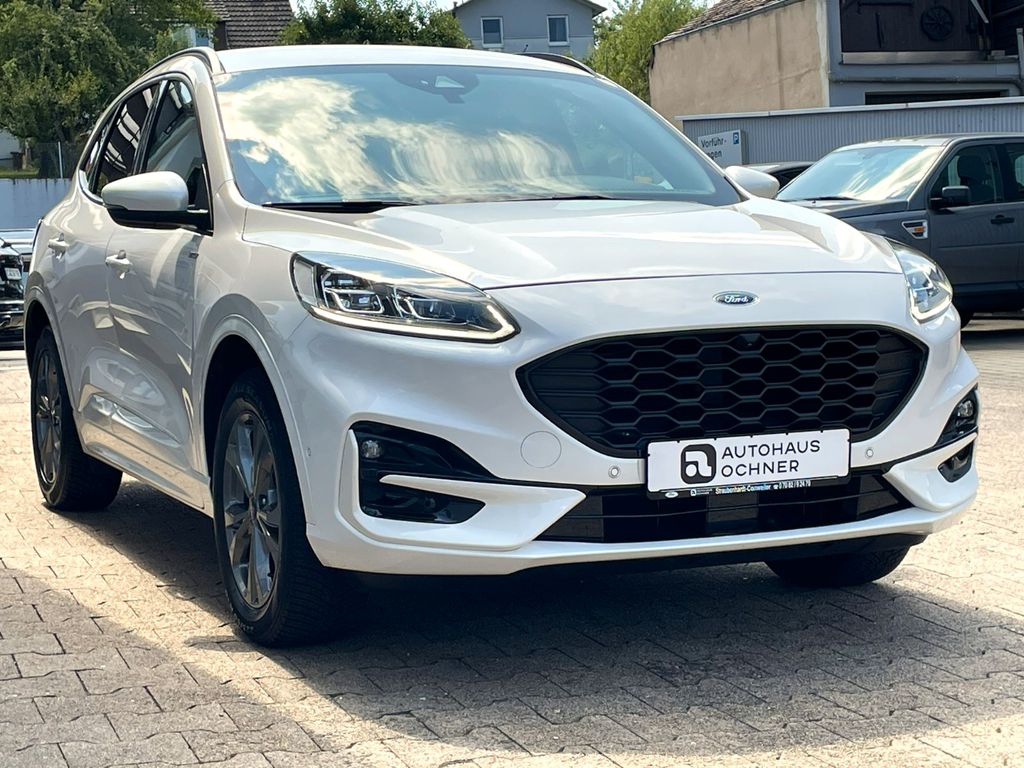 Ford Kuga — fotografia 2
