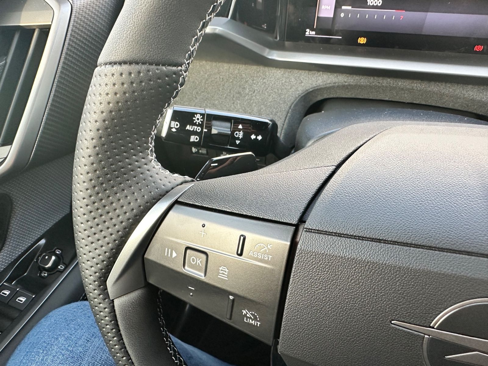 Fahrzeugabbildung Opel Grandland 1.2 48V Hybrid GS*Navi*SHZ*360°