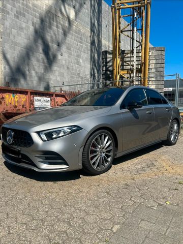 MERCEDES-BENZ A 220 4MATIC DCT - AMG LINE