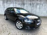 Audi A3 1.6 Attrac. Sportback*2Hand*Scheckheft*SitzHz - Audi A3 mit Benzin-Antrieb: 1.6