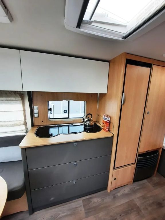 Fahrzeug Übersicht 11 Fahrzeugabbildung LMC Tandero 500 E Sparen Sie 5.590,- €
