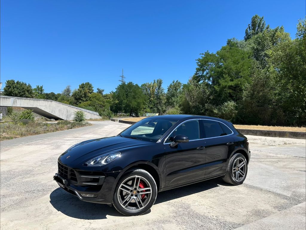 Image of Porsche Macan