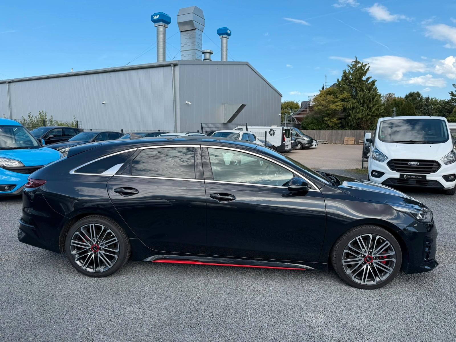 Kia ProCeed GT KLIMA NAVI ACC MFL RFK KEYLESS SHZ