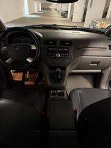 Ford C-Max 1.8 Ghia Ghia - Ford C-Max aus 2004: Ghia