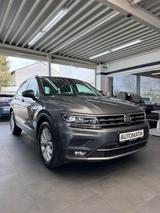 Volkswagen Tiguan Highline 2.0 4Motion *DSG*360°*LED*AHK* - Volkswagen Tiguan: Automatik