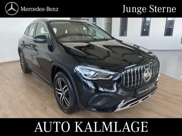 MERCEDES-BENZ GLA 200 Progressive STANDHEIZUNG+AHK SCHWENKBAR