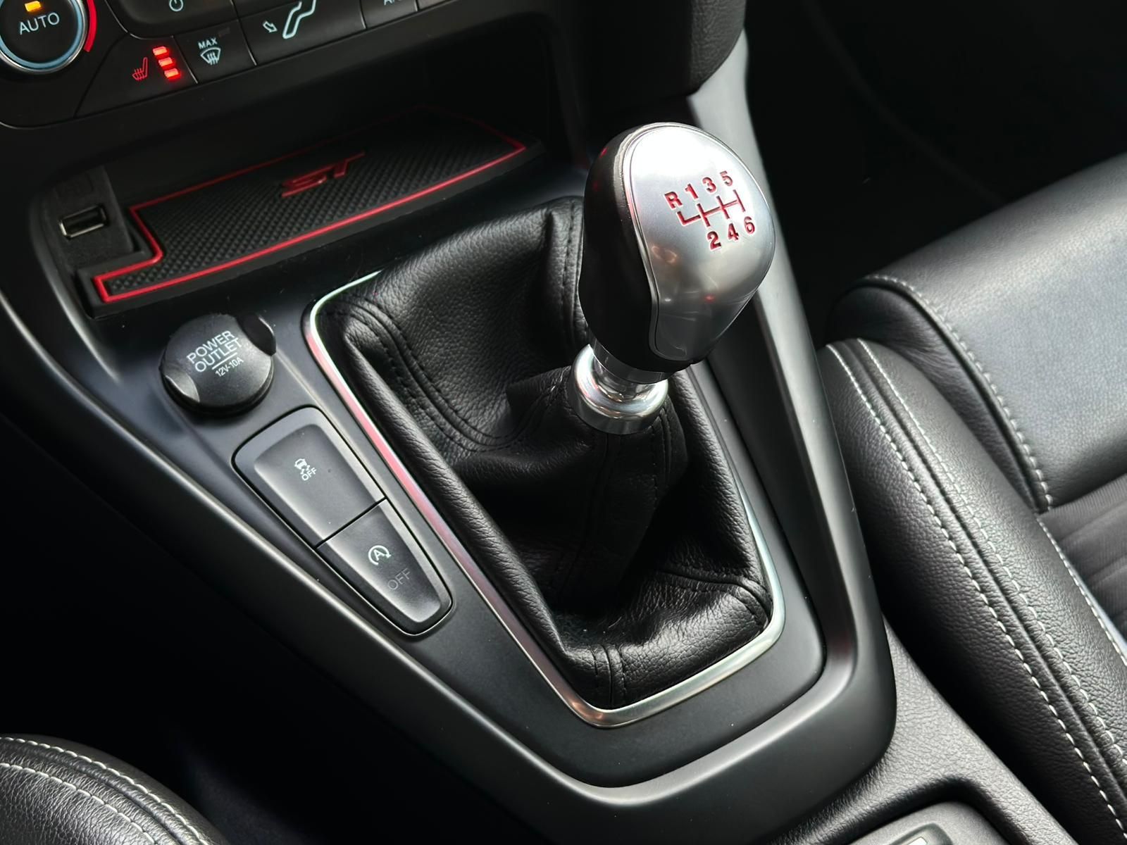 FORD Focus 2.0EB ST* BIXEN#SHZ#FH#NAVI#TEMPO#CAM#SONY - Image 15