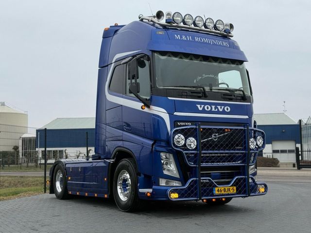 Volvo FH 13.500XL SHOW TRUCK, CUSTOMER INTERIOR, ALCOA