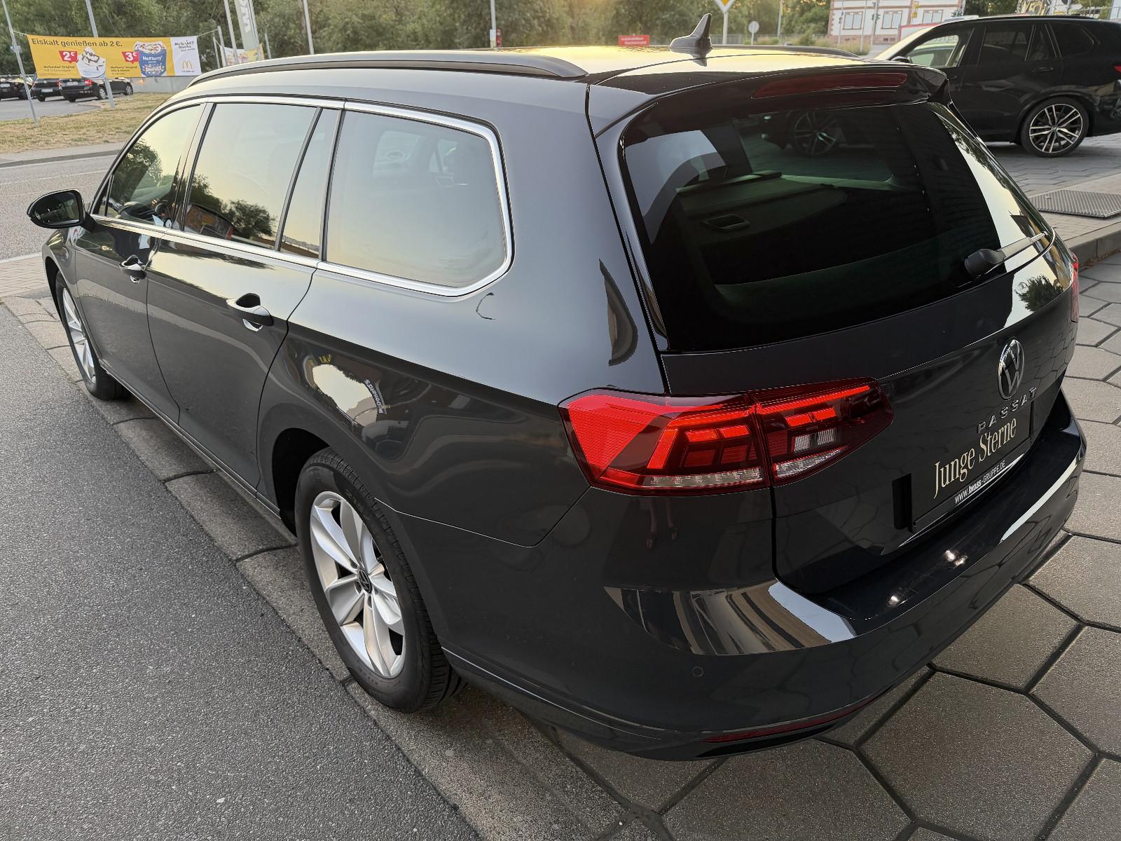 Volkswagen Passat LED Navi Massage AHK Kamera Alu, миниатюра 6