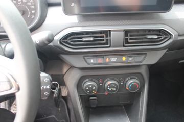 Dacia Sandero - 8