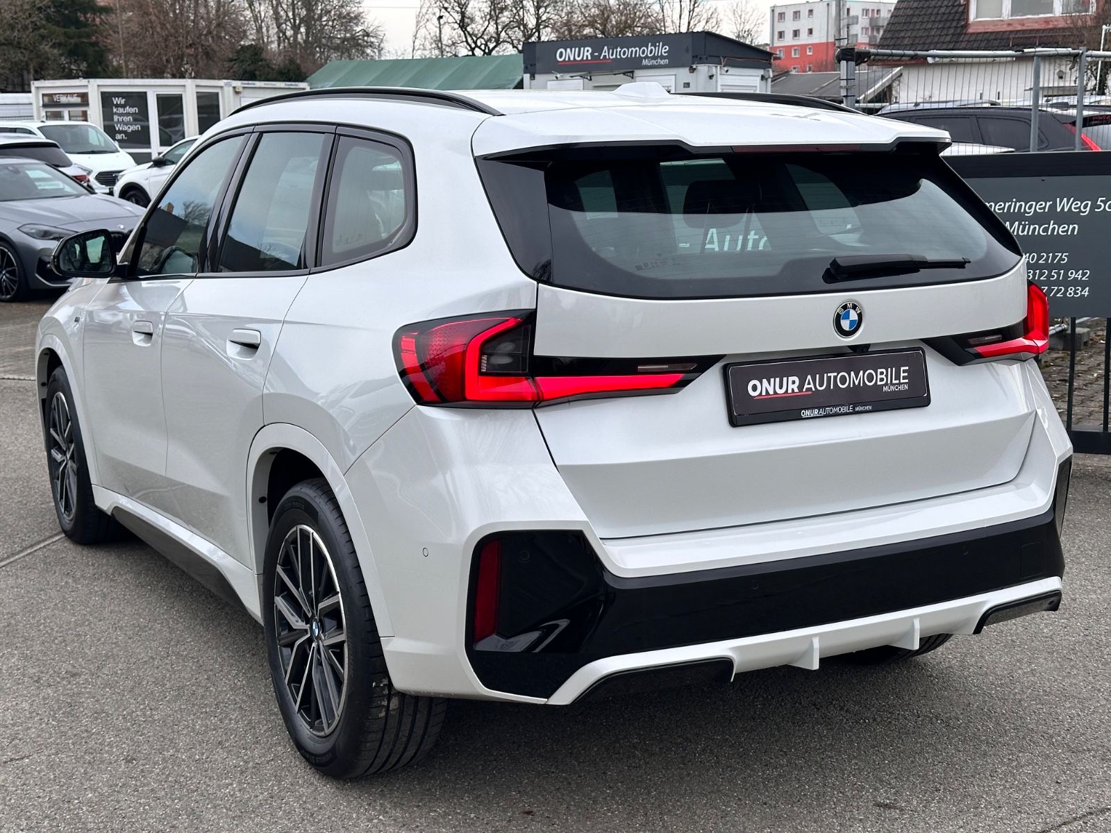 BMW X1 23d xDrive M-Sport Navi AHK ACC Leder foto 4