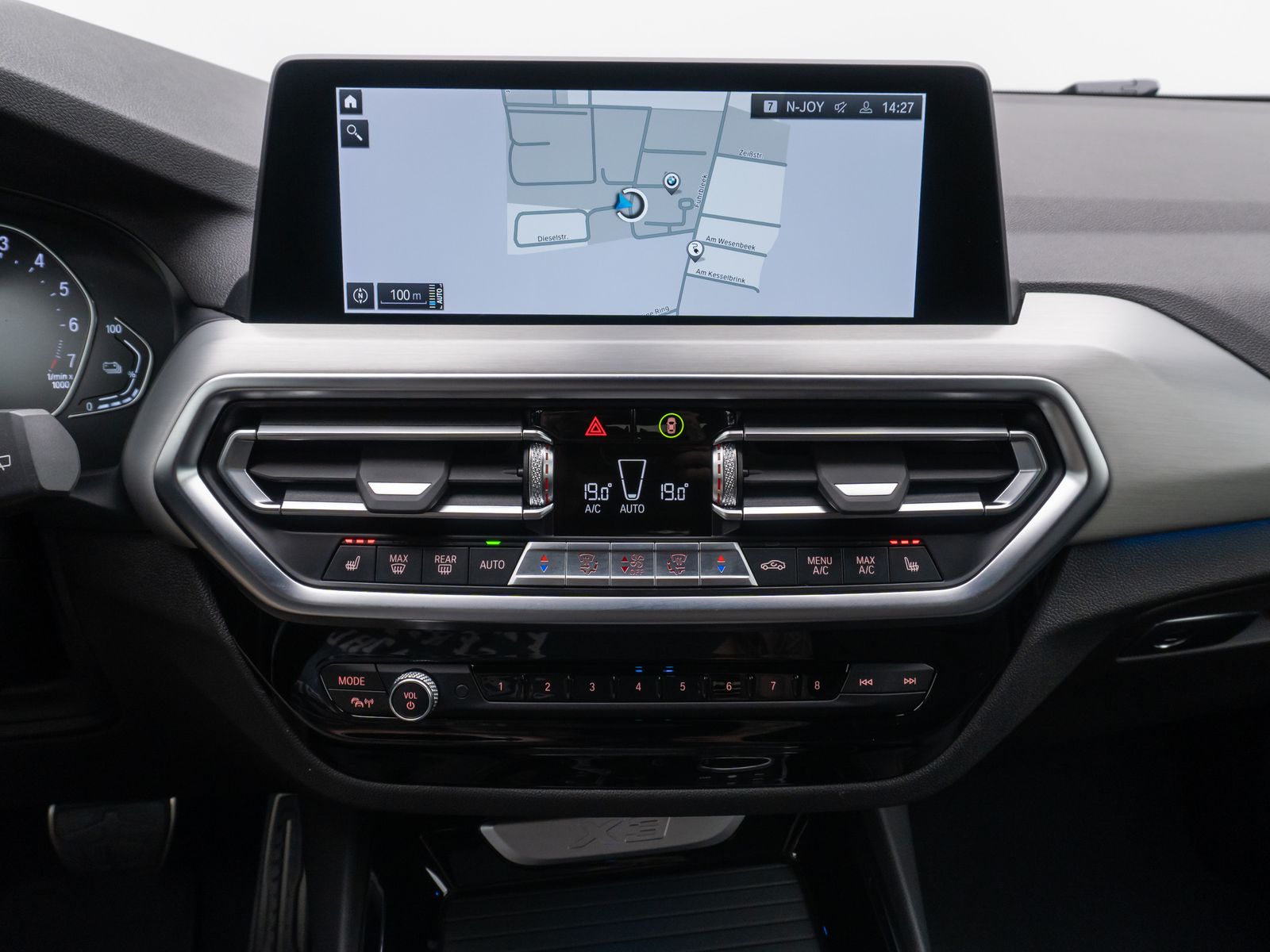 Fahrzeugabbildung BMW X3 xD30e M Sport DAB Kamera HiFi LED DriveAs 19"