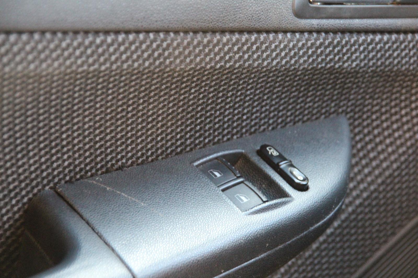 Skoda Fabia 2006 — photo 11