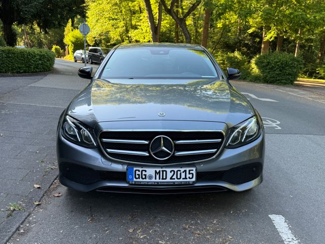 MERCEDES-BENZ E 200 d Autom. AVANTGARDE/Night-Paket