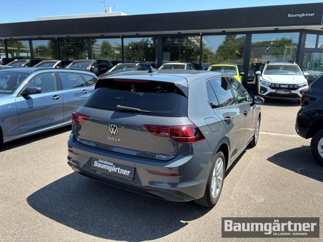 Fahrzeugabbildung Volkswagen Golf Life 1.5 eTSI DSG PDC/ACC/Sitzh.