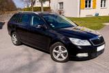 Skoda Octavia 1.6 TDI DSG Ambiente Combi Ambiente - Skoda Octavia aus 2012 mit Diesel-Antrieb: Kombi, 1.6