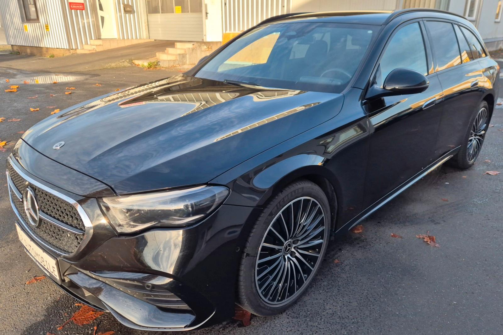 Mercedes-Benz E 220 d AMG Line Advanced  ACC AHK CAM Leder