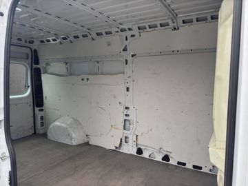 Fiat Ducato 2.3 Kasten 35 130 L3H2 Hoch+Lang, Bild 17