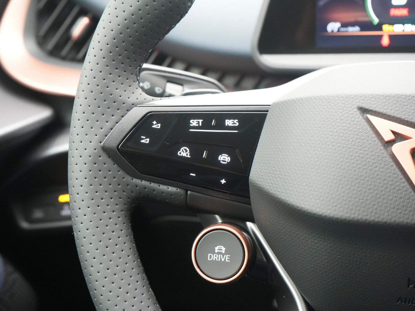 Cupra Tavascan - Bild 17