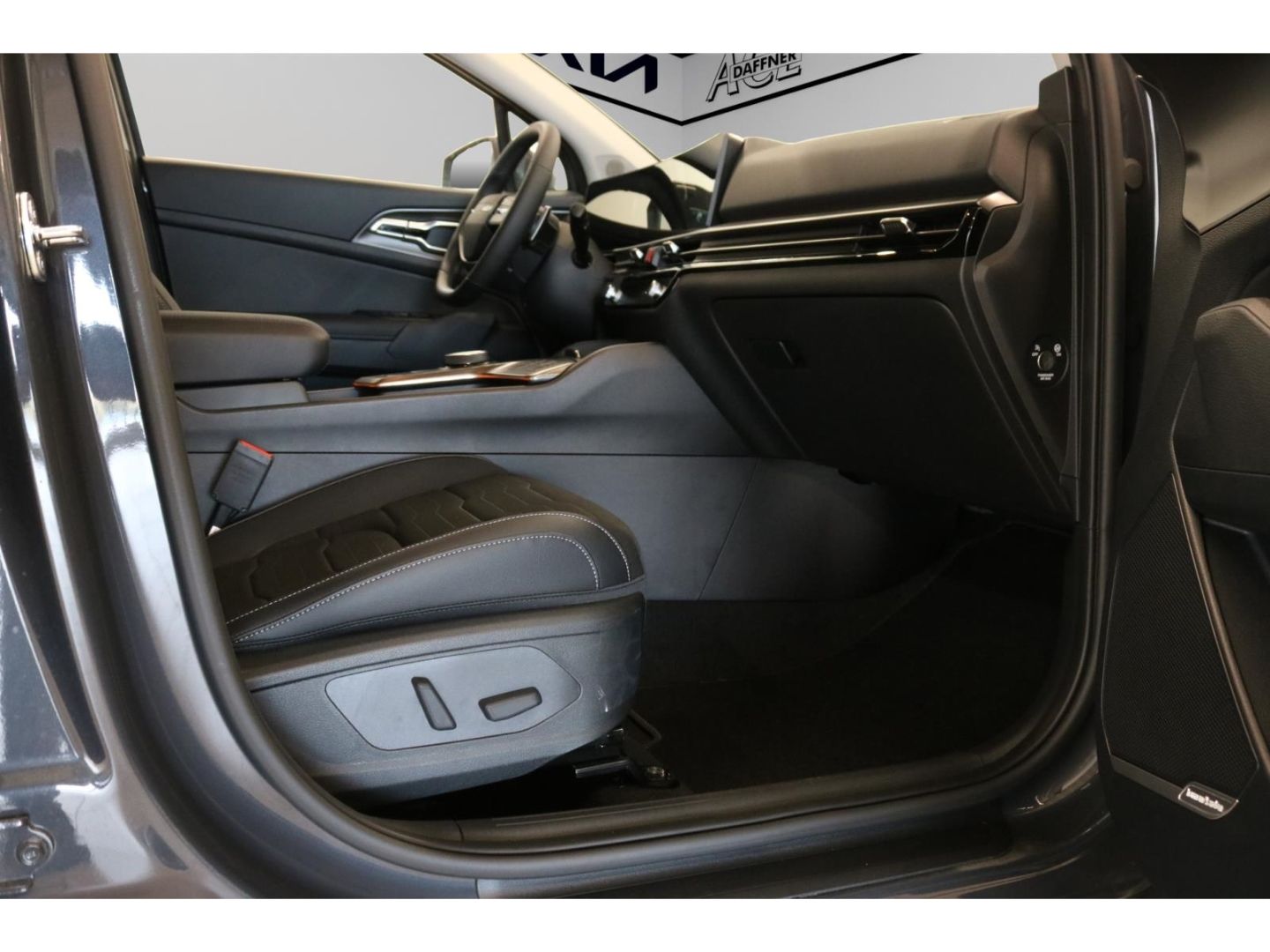 Fahrzeugabbildung Kia Sportage Spirit HUD Navi HarmanKardon 360 Kamera