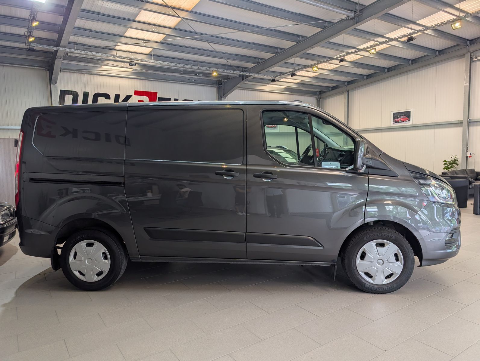 Fahrzeugabbildung Ford Transit Custom 280 L1 Trend Regal LED KAMERA ACC