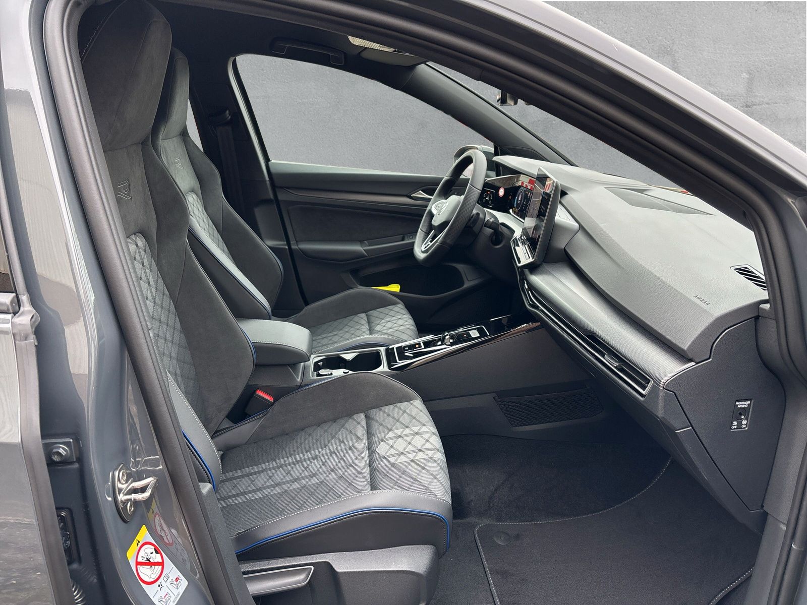Fahrzeugabbildung Volkswagen Golf R-Line 2,0 TDI 110 kW 7-Gang DSG