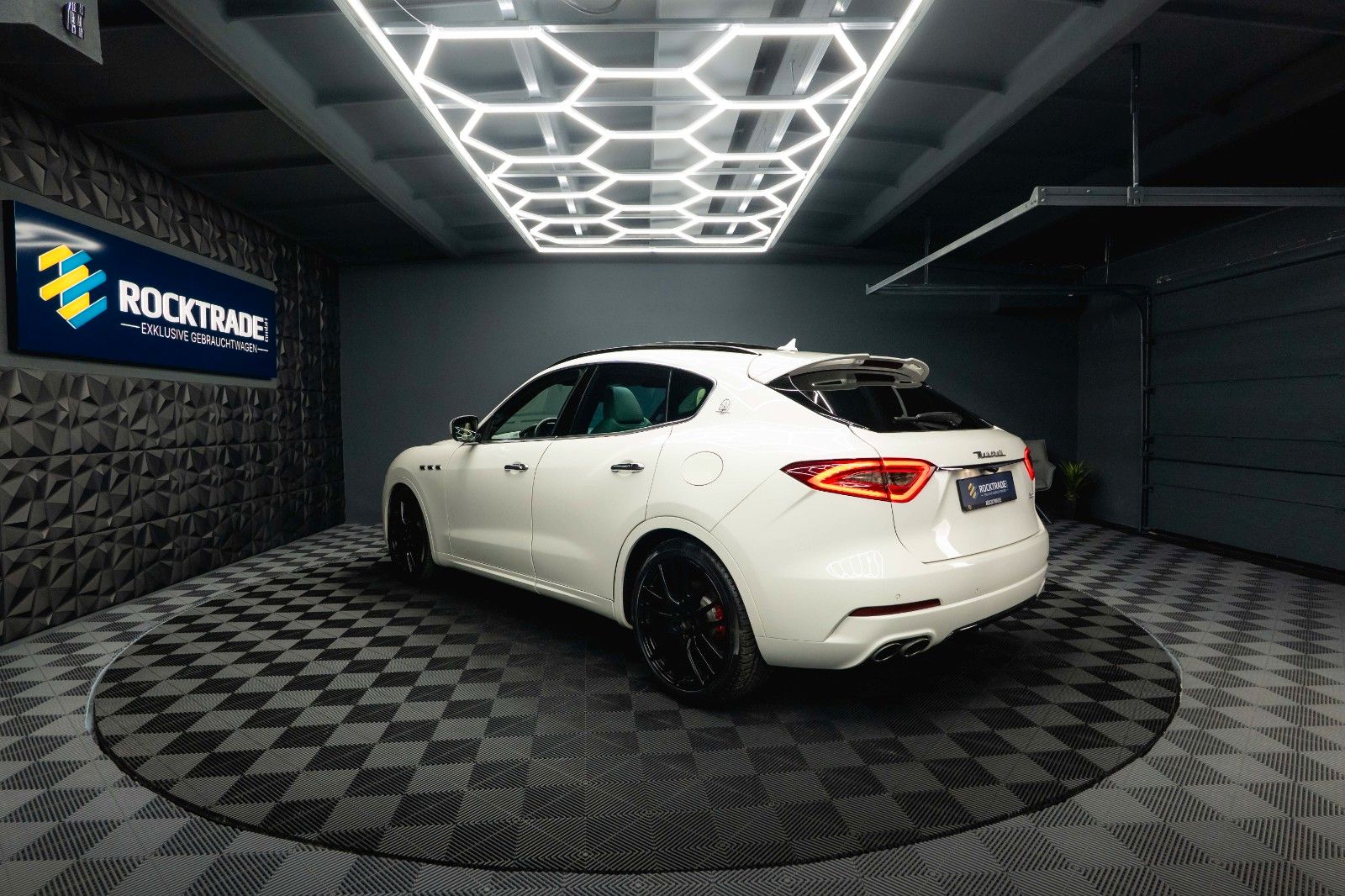 Fahrzeugabbildung Maserati Levante S V6 SQ4 GranSport 4WD *21Zoll*Panorama*