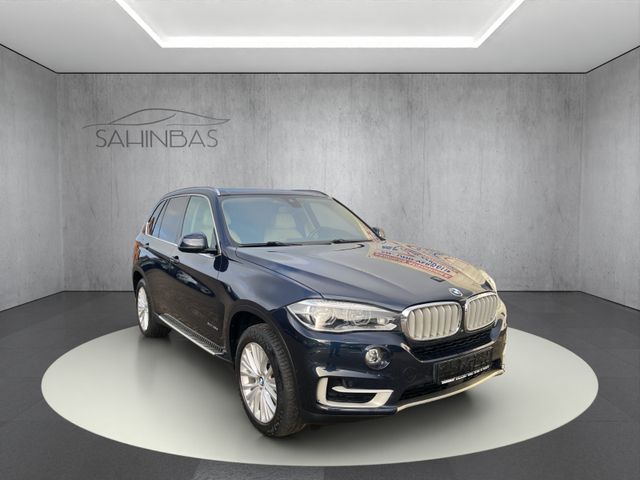 BMW X5 xDrive40d Navi/Leder/LED/Spurh./Pano/Kamera