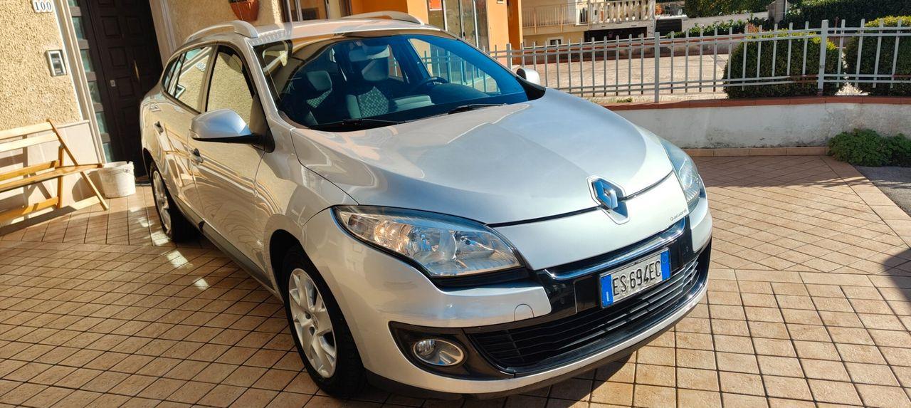 Renault Megane 2013 — photo 7