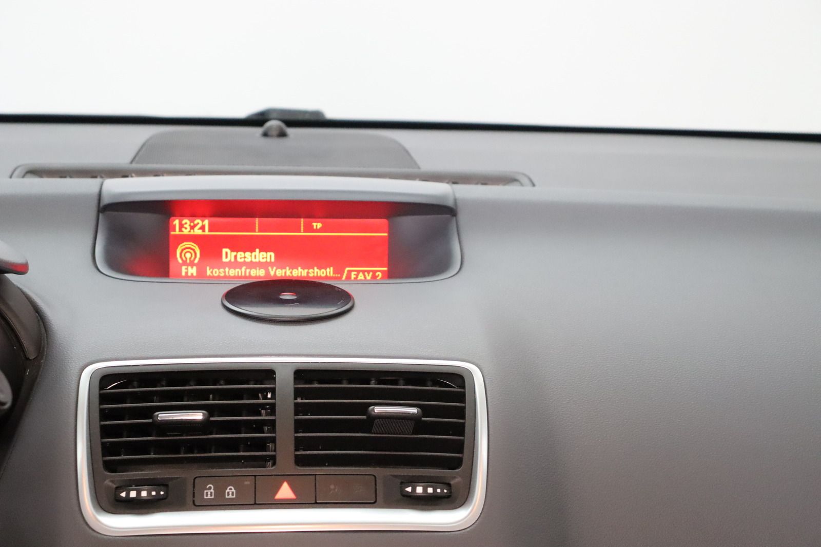 Fahrzeugabbildung Opel Meriva 1.3 CDTI Lenkradhzg. * PDC * Tempomat