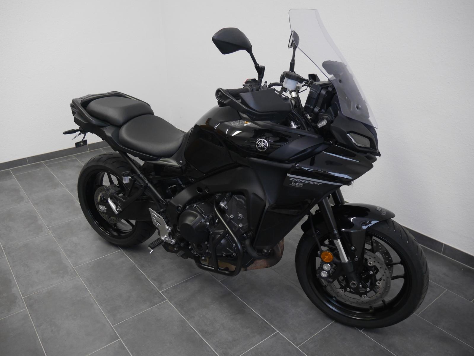 Yamaha Tracer 9 // Black