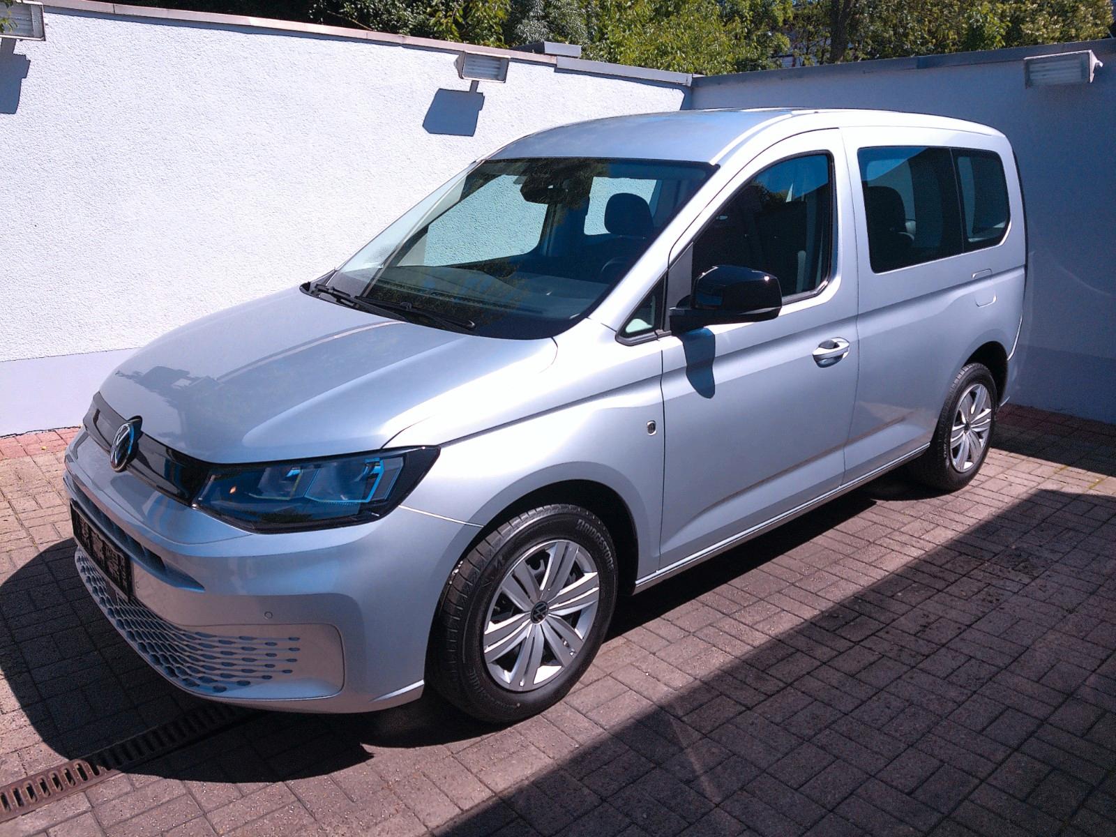 Volkswagen Caddy Kombi 1,5 TSI OPF NAV ACC PDC Sitzh.