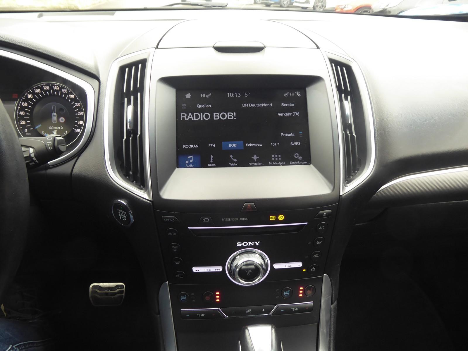 Ford Edge Sport 4x4 8-Fach bereift