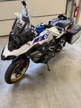 BMW R 1250 GS, Tiefer+Extras, 3 Pakete, Vario Koffer - Motorräder in Hannover