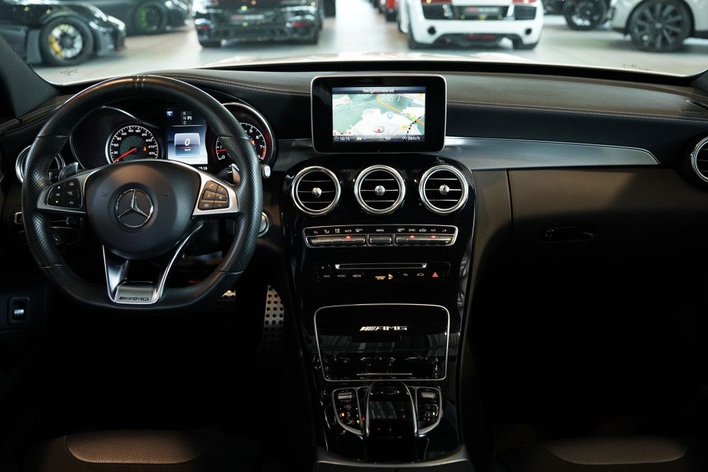 Mercedes Benz C 63 Amg