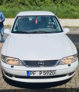 Opel vetra 2.0l - Opel Corsa aus 1999