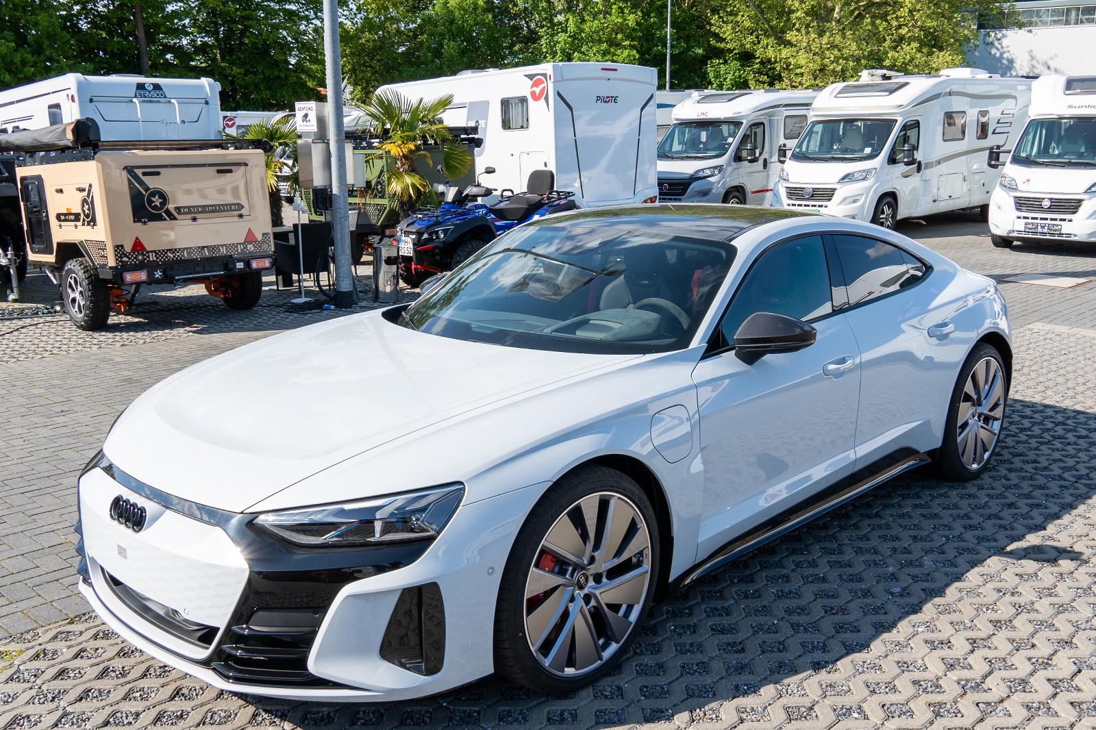Audi e-tron GT RS Carbon*AssistenzPlus*HeadUP*NP175T€