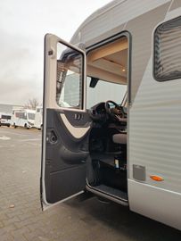 Fahrzeugabbildung HYMER / ERIBA / HYMERCAR B-KLASSE MODERN COMFORT BMC-I 680 PREMIUM