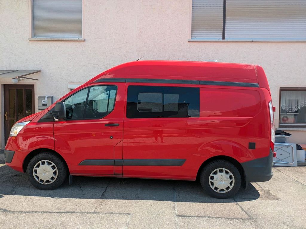 Image of Ford Transit Custom