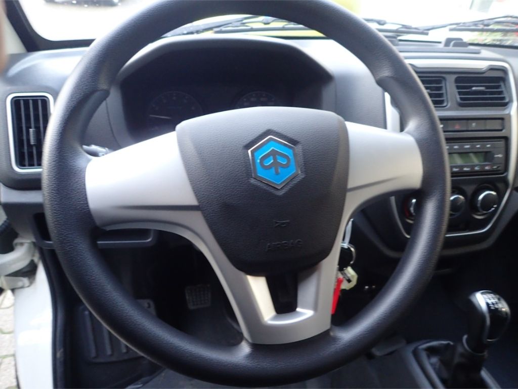 Fahrzeugabbildung Piaggio Porter NP6 Allrad 3-Seitenkipper LPG Singlewheel