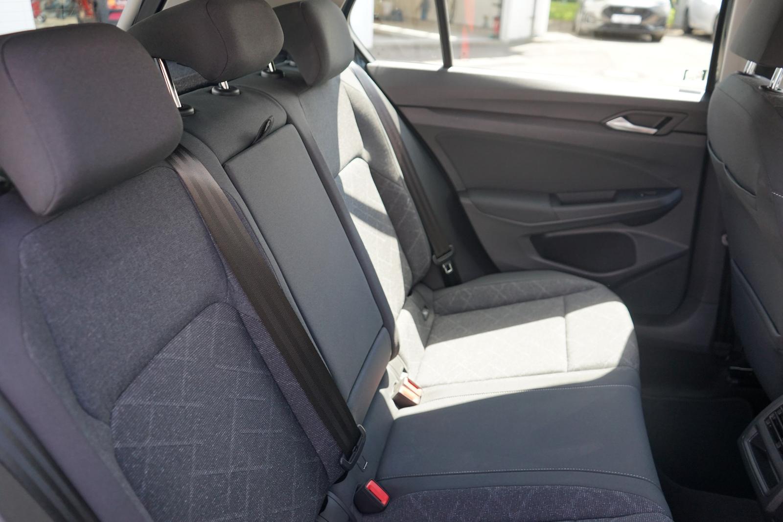 Volkswagen Golf VIII 1.0 TSI Life LED ACC App Connect, миниатюра 7