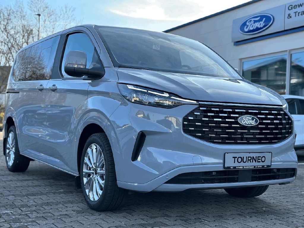 Ford Tourneo Custom
