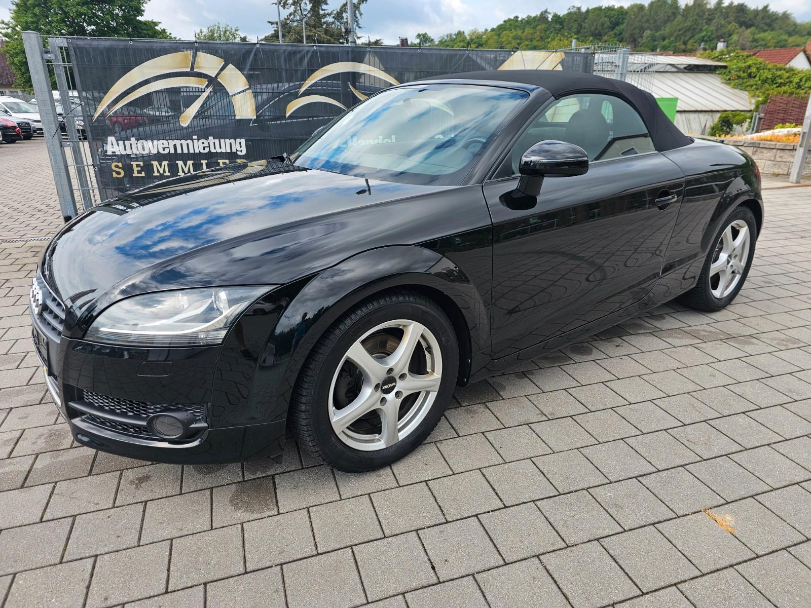 Audi TT  1.8 TFSI Roadster / TÜV 07/27 /