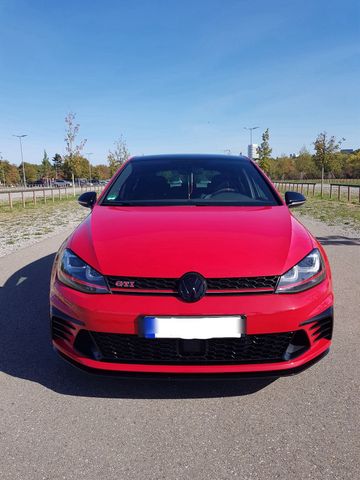 Volkswagen VW Golf 7 GTI Clubsport Rot DSG