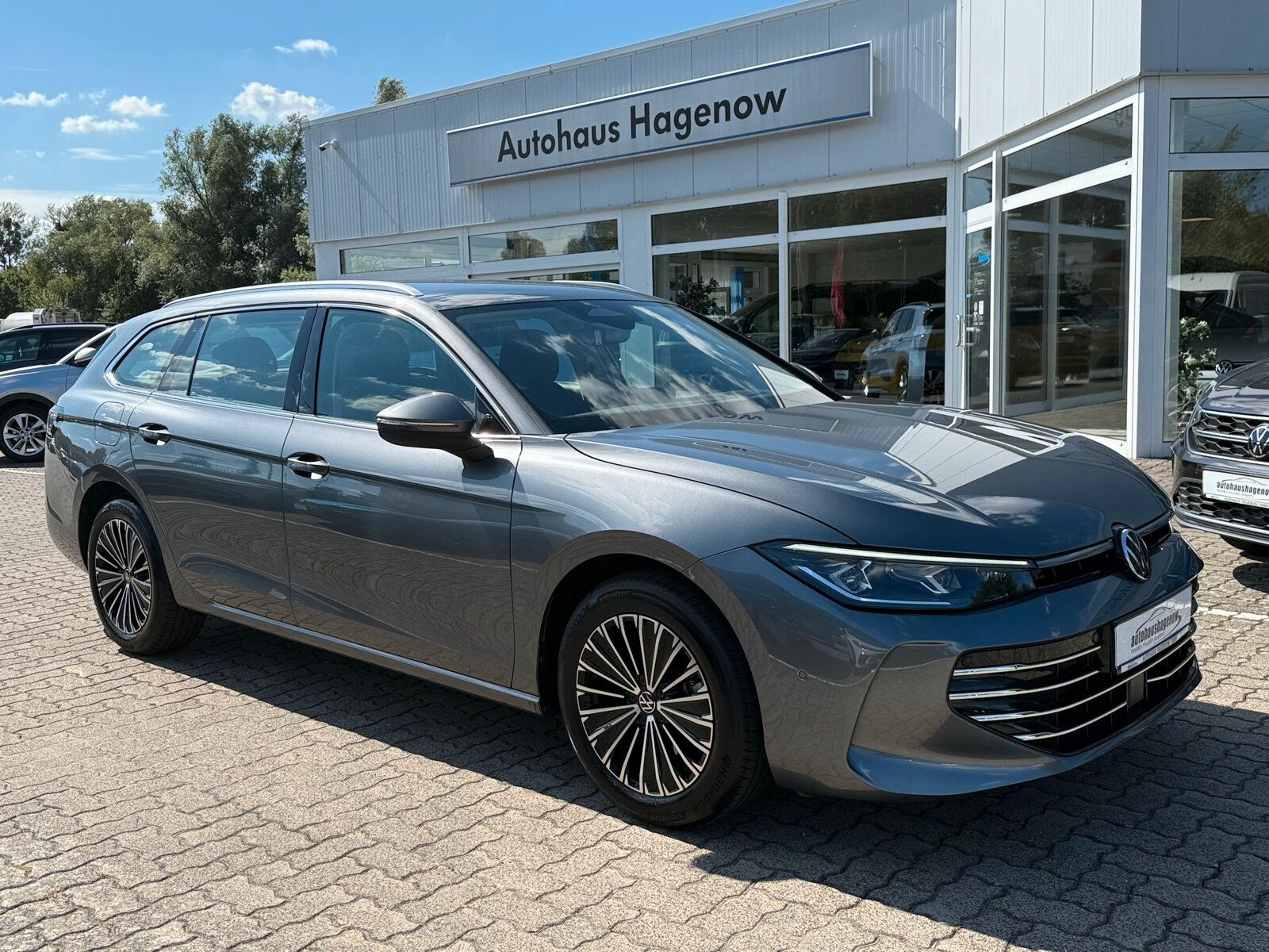 Volkswagen 1.5 eTSI Elegance NAVI LED DAB PDC Kamera SHZ be foto 2