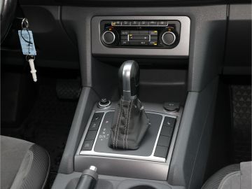Volkswagen Amarok Highline 2.0 TDI 4Motion DSG Xenon AHK Na